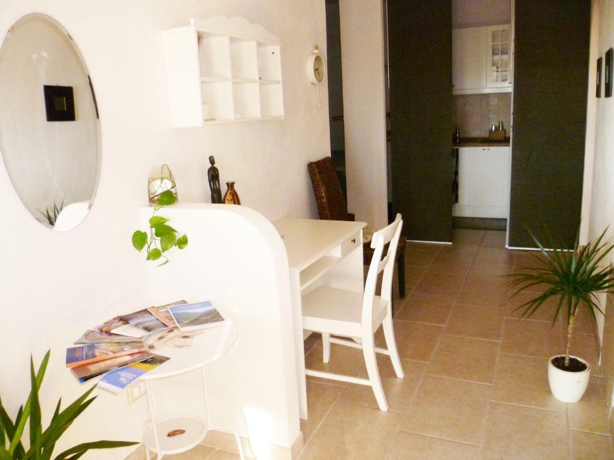 B&B Colle Di Terria Country House Contigliano Exteriör bild