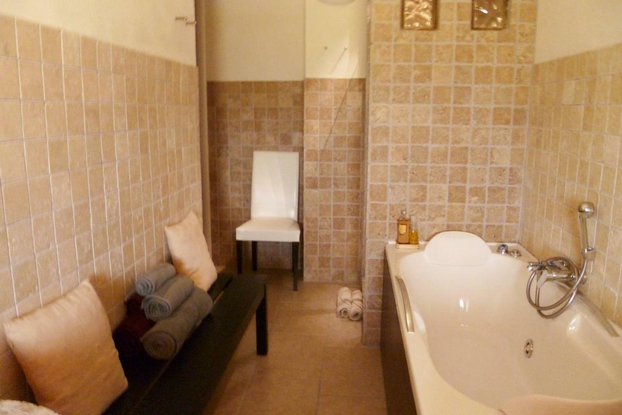 B&B Colle Di Terria Country House Contigliano Exteriör bild