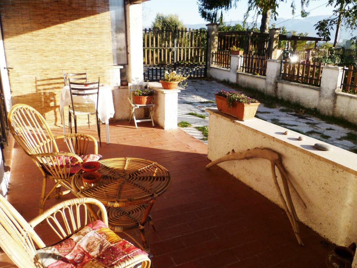 B&B Colle Di Terria Country House Contigliano Exteriör bild