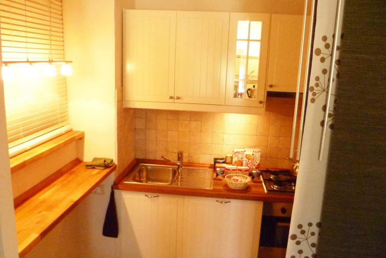 B&B Colle Di Terria Country House Contigliano Exteriör bild